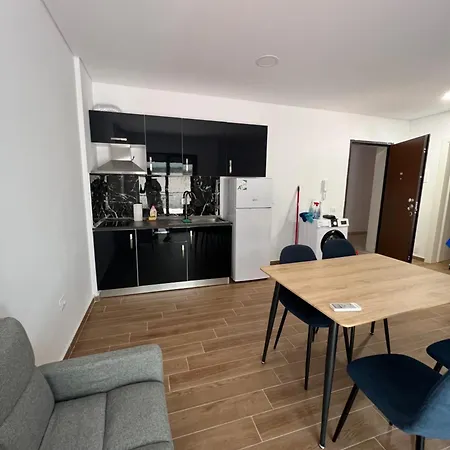 Studio Apartment Lisi 2 *